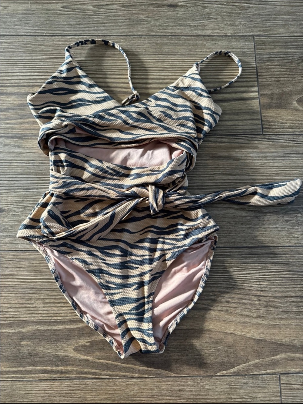 Aerie Beige and Black Zebra-Print One-Piece Swimsuit Small